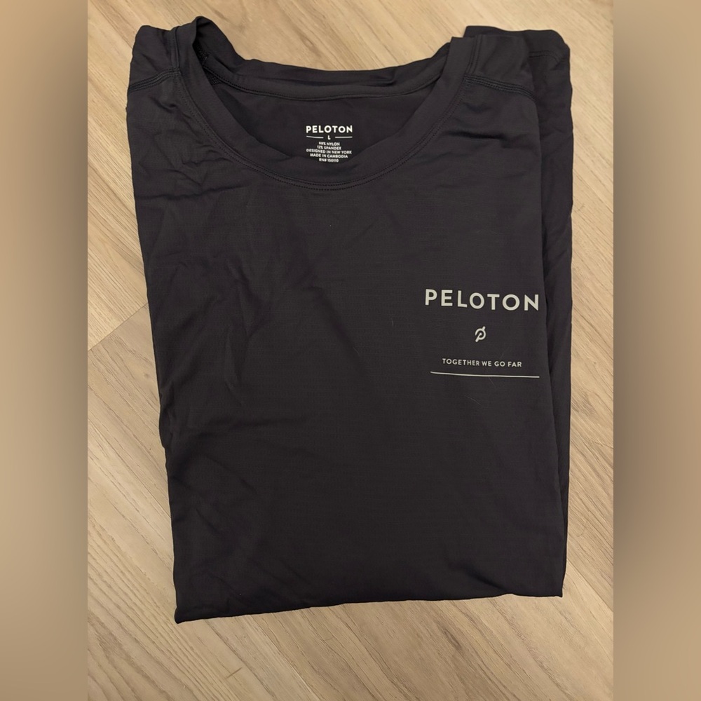 Peloton workout short never worn